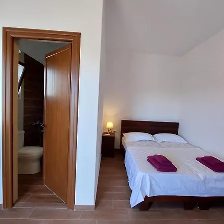 Πανσιόν Gorani 4*